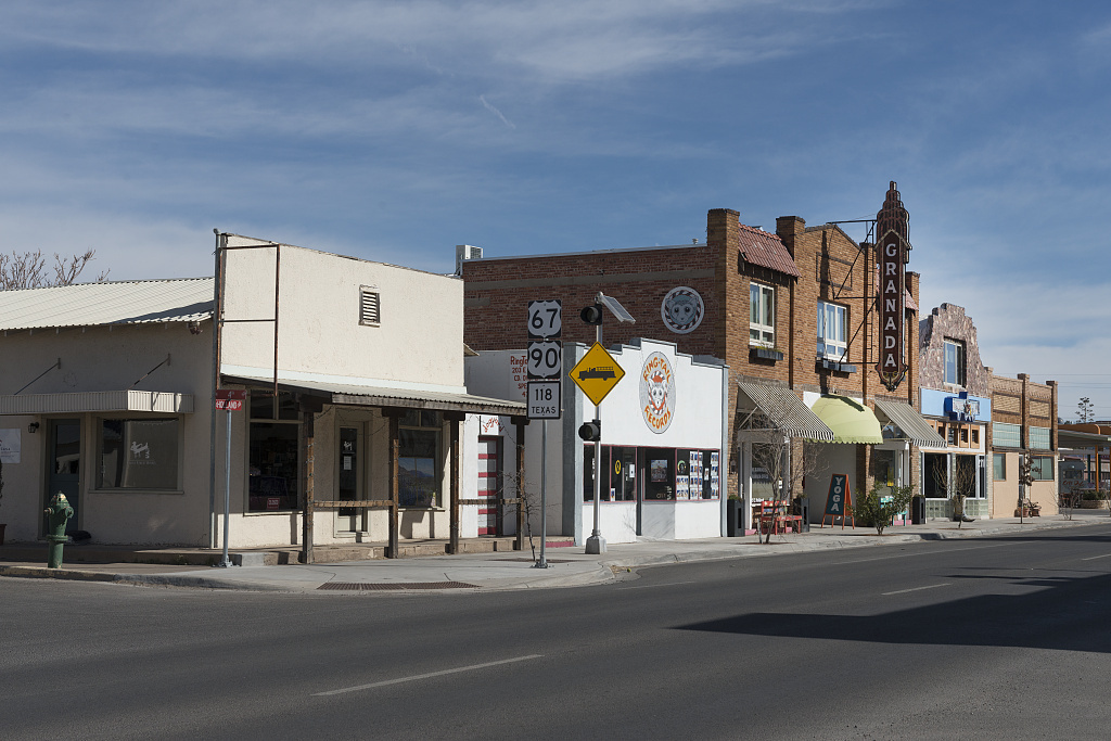 Street scene in downtown Alpine, Texas