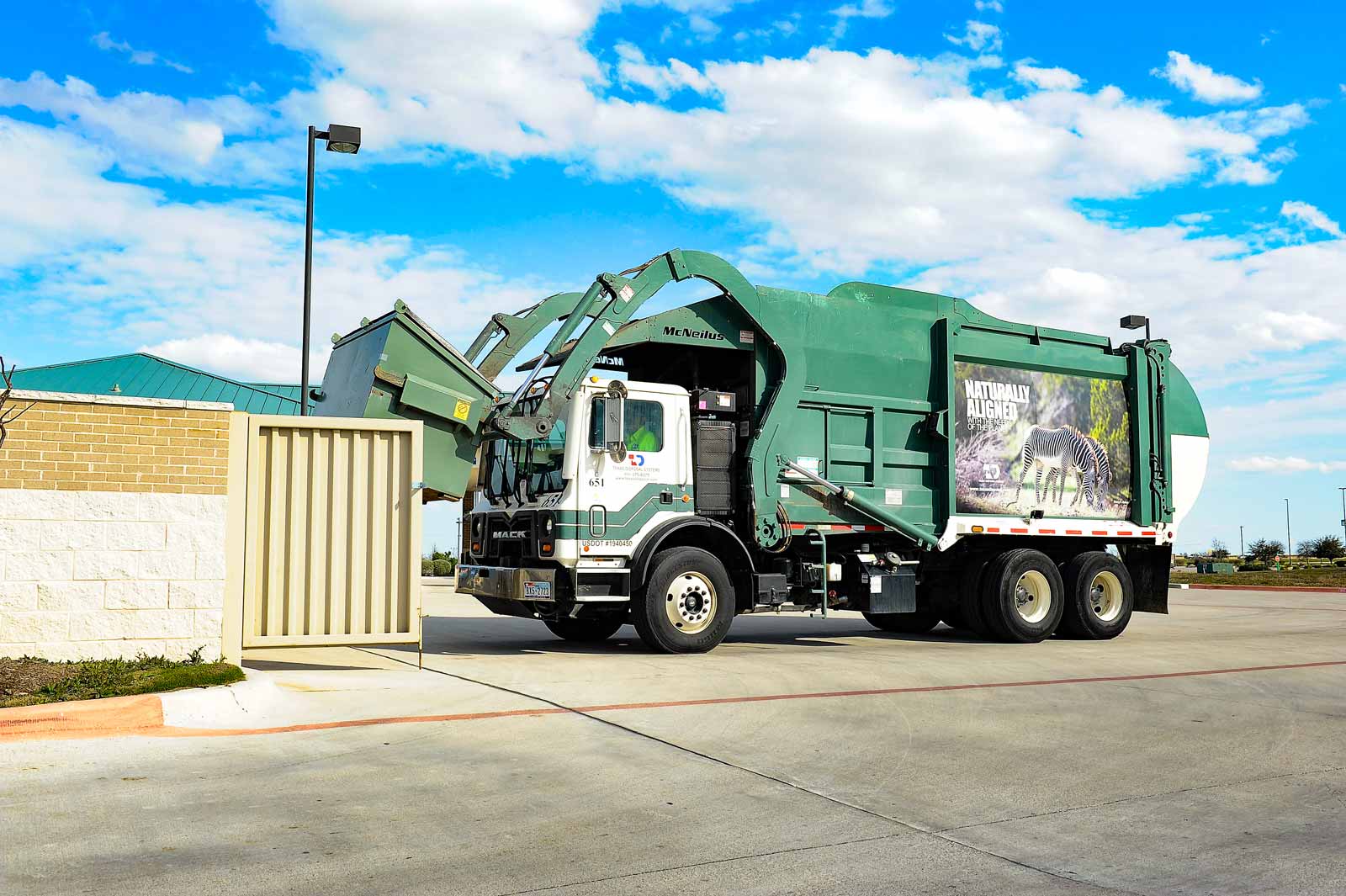 TDS-Front-Load-Dumpster-San-Antonio-5